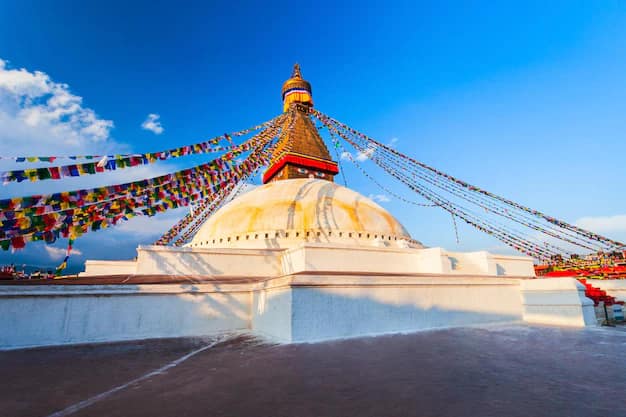 Kathmandu · Pokhara · Nagarkot, Nepal