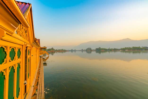 Srinagar · Gulmarg · Pahalgam